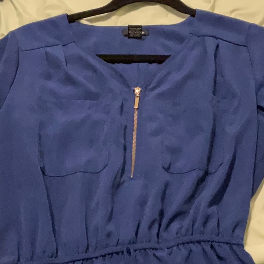 💰🚨CLEARANCE 🚨💰 
Rue 21 tie up waist and double pocketed dress. W5-05